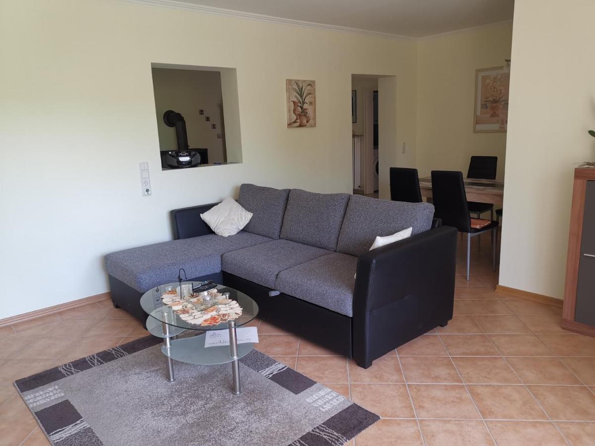 Ferienwohnung Zum Baetstaen Pluwig エクステリア 写真